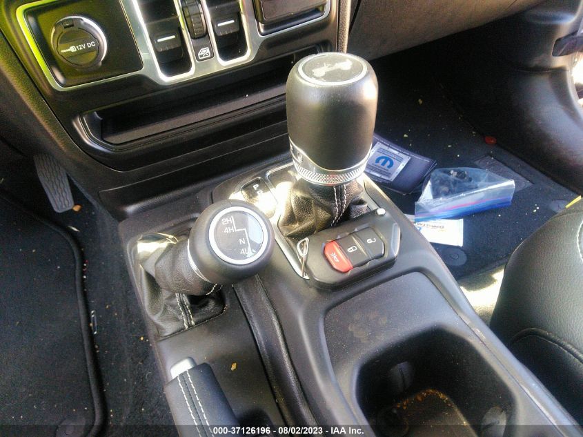 2020 JEEP WRANGLER UNLIMITED SAHARA - 1C4HJXEN8LW261875