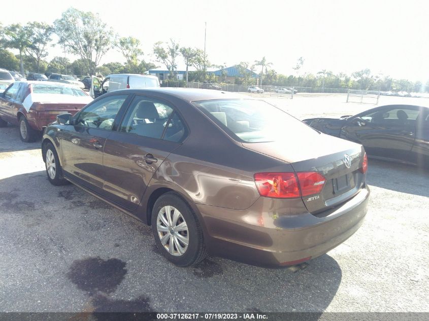 2014 VOLKSWAGEN JETTA SEDAN S - 3VW2K7AJ8EM249165