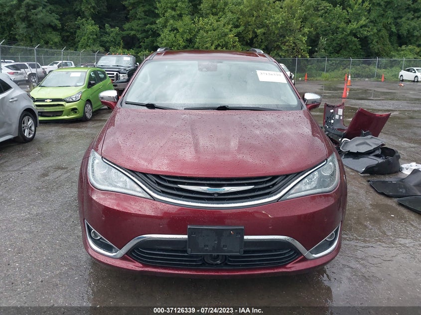 VIN 2C4RC1N76JR213259 2018 CHRYSLER PACIFICA HYBRID LIMITED