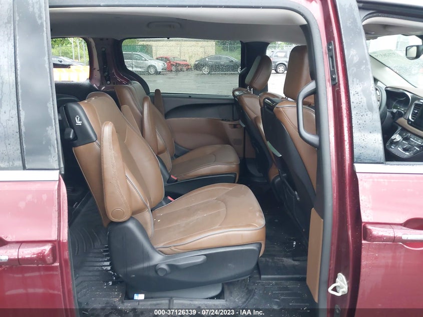 VIN 2C4RC1N76JR213259 2018 CHRYSLER PACIFICA HYBRID LIMITED