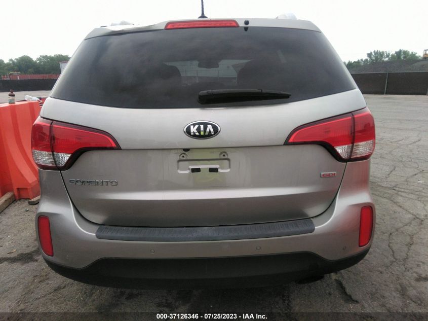 2014 KIA SORENTO LX - 5XYKTCA61EG544285