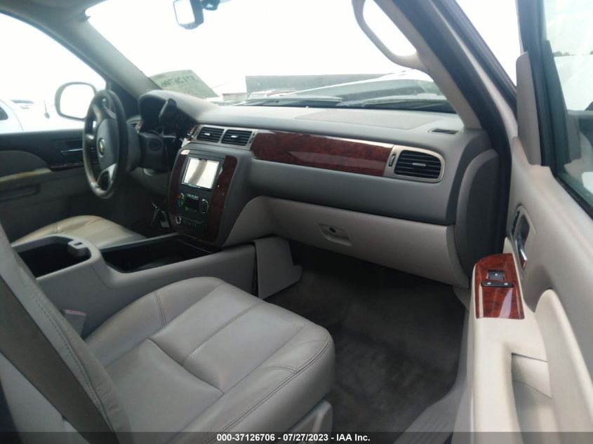 2014 CHEVROLET TAHOE LT - 1GNSCBE05ER200063
