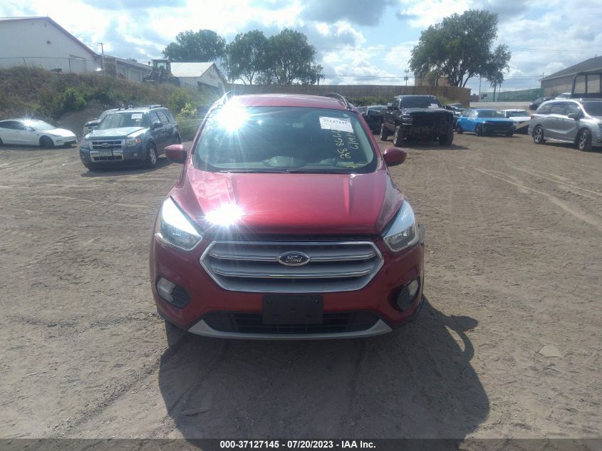 2018 FORD ESCAPE SE - 1FMCU9G96JUB31711