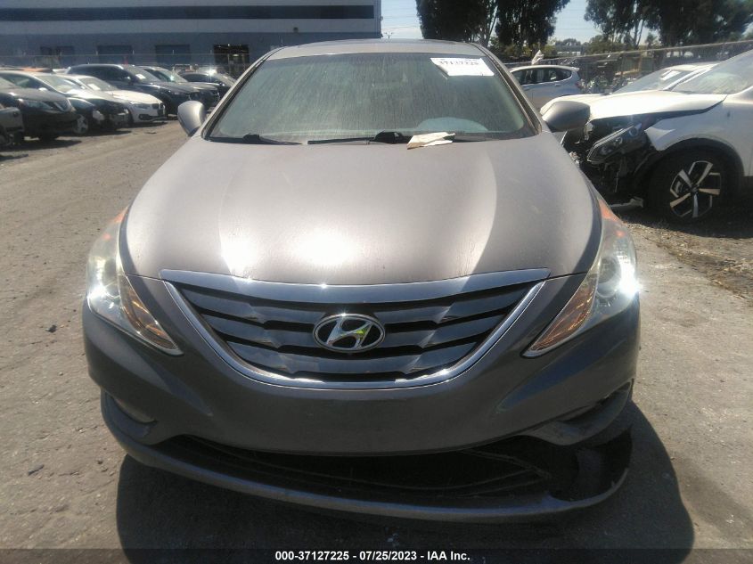 2013 HYUNDAI SONATA SE - 5NPEC4AC6DH622348