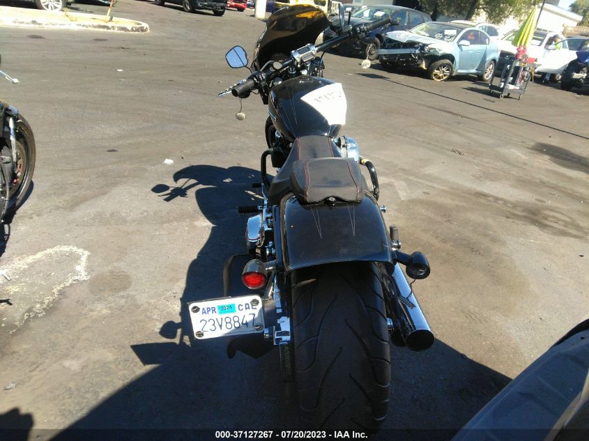 2018 HARLEY-DAVIDSON FXBR BREAKOUT - 1HD1YEJ30JC039513