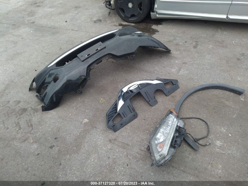 2016 NISSAN ROGUE S - KNMAT2MV2GP614126