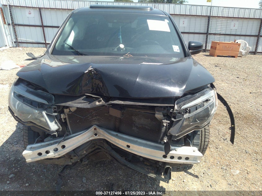 VIN 5FPYK3F82HB036997 2017 HONDA RIDGELINE BLACK EDITION
