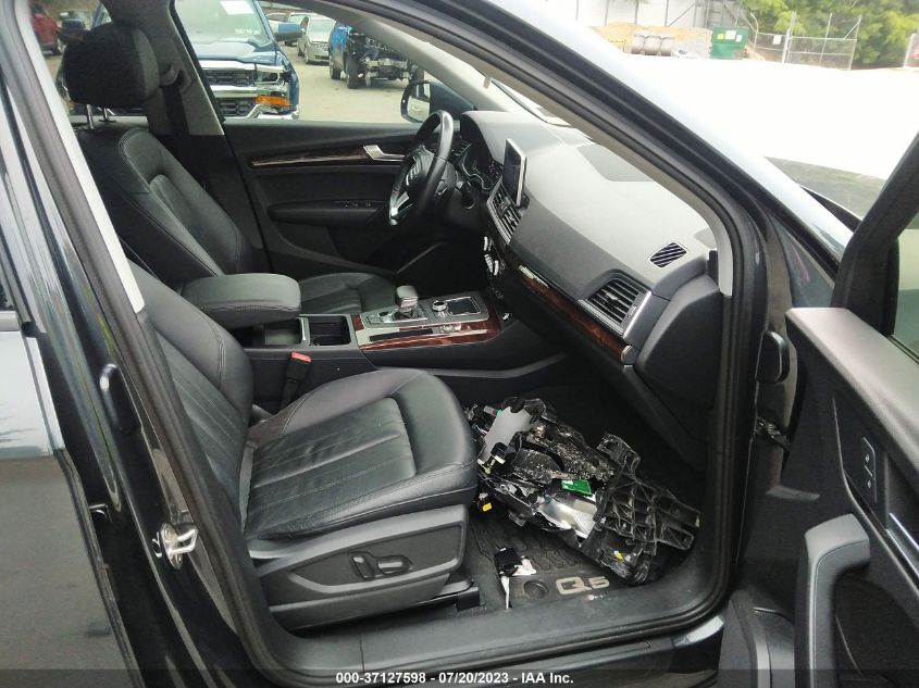 2018 AUDI Q5 PREMIUM - WA1ANAFY9J2007327