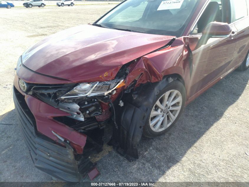 2022 TOYOTA CAMRY LE - 4T1R11AK7NU657111