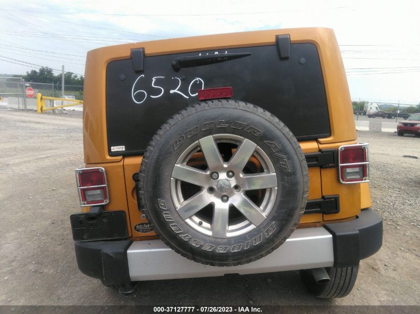2014 JEEP WRANGLER UNLIMITED SAHARA - 1C4BJWEG5EL276520