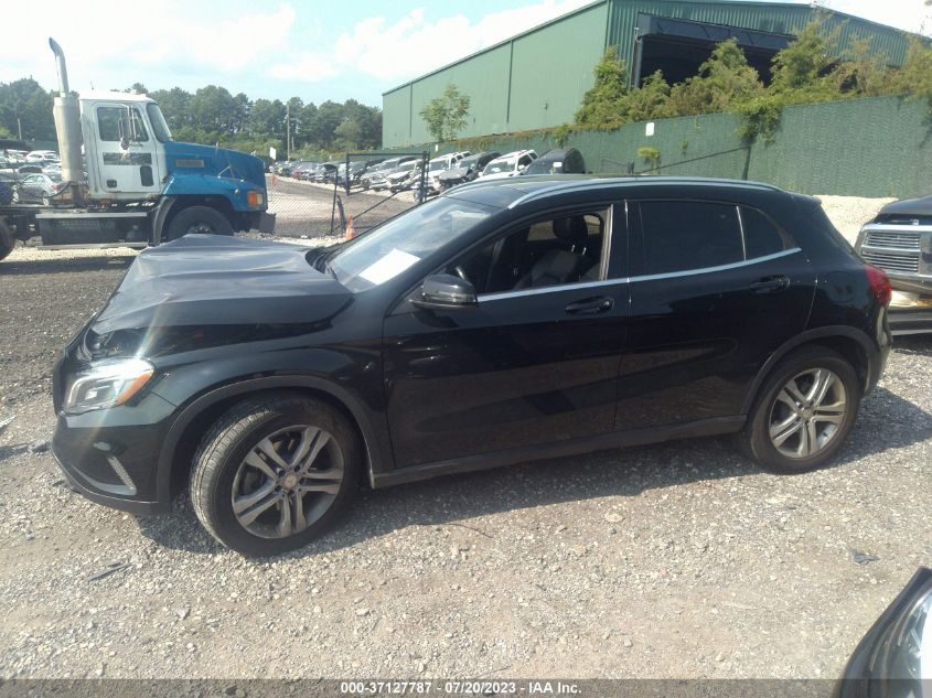 2015 MERCEDES-BENZ GLA-CLASS GLA 250 WDCTG4GB6FJ039812