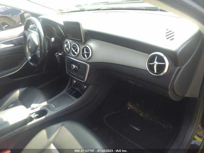2015 MERCEDES-BENZ GLA-CLASS GLA 250 WDCTG4GB6FJ039812