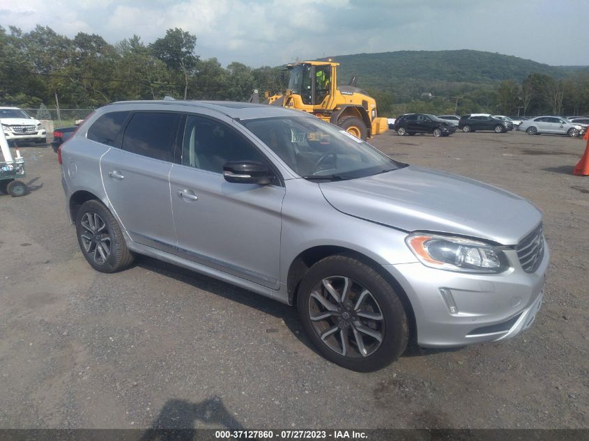 YV449MRR9H2163856 2017 VOLVO XC60, photo no. 1