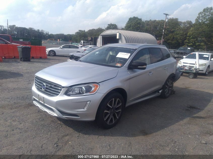 YV449MRR9H2163856 2017 VOLVO XC60 - Image 2