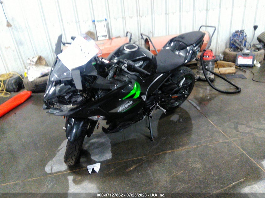 VIN JKAEXKG10PDAM0574 2023 KAWASAKI EX400