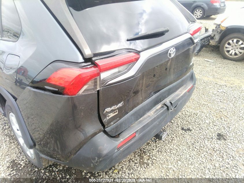 2019 TOYOTA RAV4 LE - JTMG1RFV3KD026610