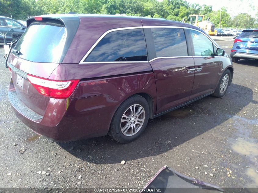 VIN 5FNRL5H64DB058348 2013 HONDA ODYSSEY no.4