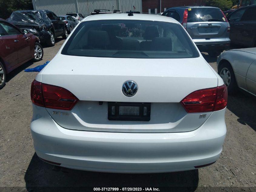 2014 VOLKSWAGEN JETTA SEDAN SE - 3VWD17AJ0EM297545