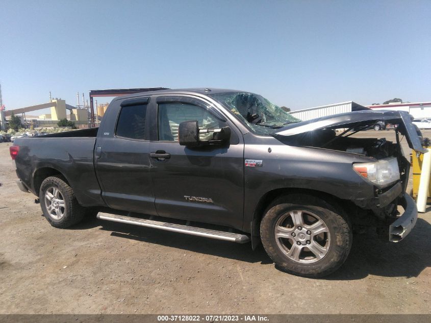 2013 TOYOTA TUNDRA 4WD TRUCK - 5TFUY5F1XDX303100