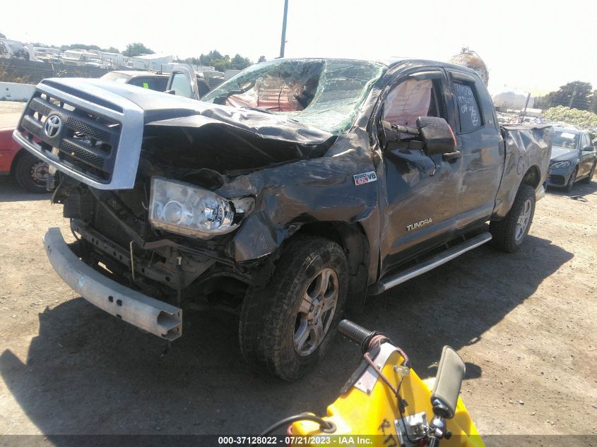 2013 TOYOTA TUNDRA 4WD TRUCK - 5TFUY5F1XDX303100