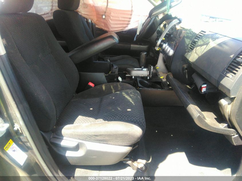 2013 TOYOTA TUNDRA 4WD TRUCK - 5TFUY5F1XDX303100