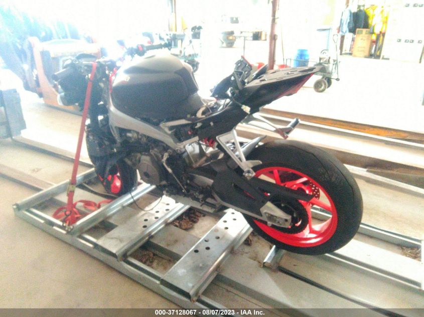 2022 APRILIA TUONO 660 ZD4KSUL09NS000150