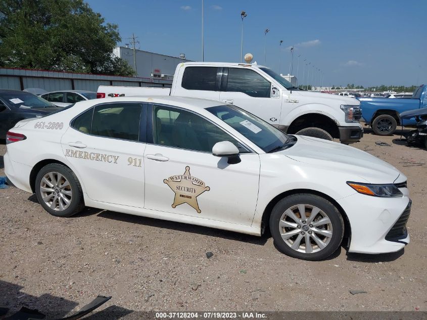 2018 TOYOTA CAMRY LE/SE/XLE/L - JTNB11HK4J3022869