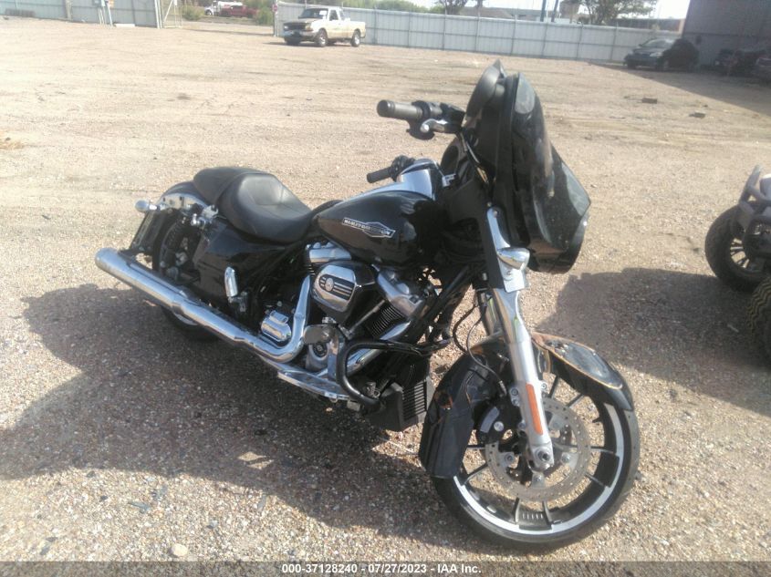 2022 HARLEY-DAVIDSON FLHX - 1HD1KBC11NB631722
