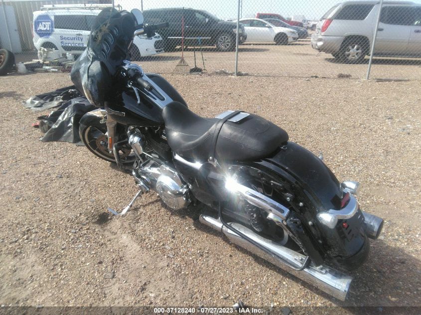 2022 HARLEY-DAVIDSON FLHX - 1HD1KBC11NB631722