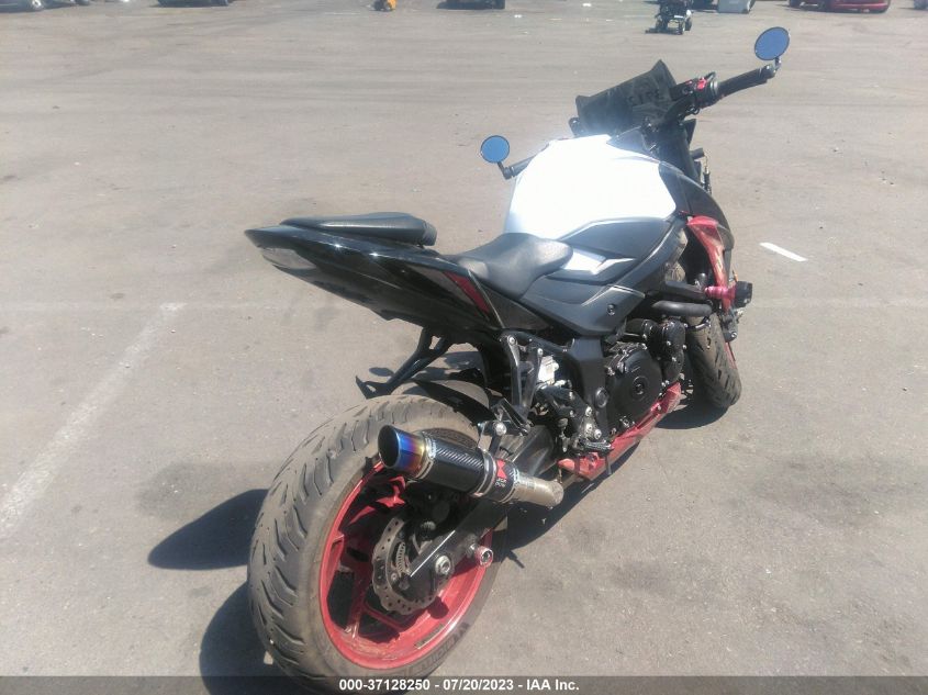 2020 SUZUKI GSX-S750 M/Z JS1C533B7L7100180