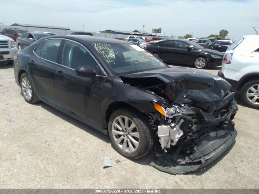 2018 TOYOTA CAMRY LE/SE/XLE/L - 4T1B11HK0JU118380