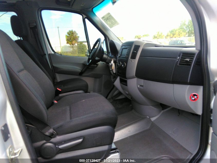 2015 MERCEDES-BENZ SPRINTER 2500 NORMAL ROOF WDZPE7DC4FP149038