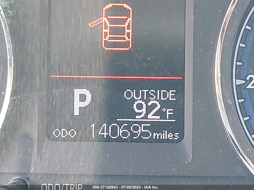 2017 TOYOTA COROLLA L/LE/XLE/SE/XSE - 5YFBURHE4HP613807