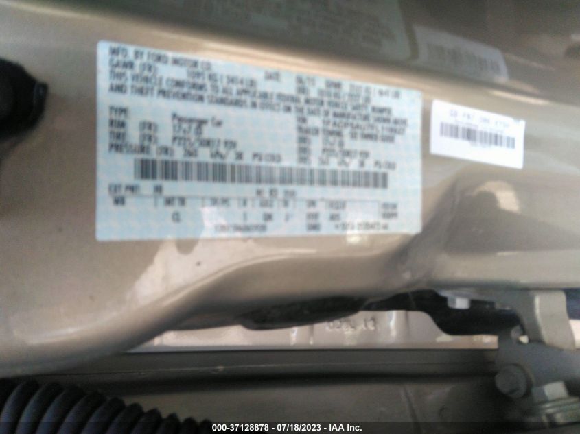 2015 FORD C-MAX HYBRID SE - 1FADP5AU7FL118927