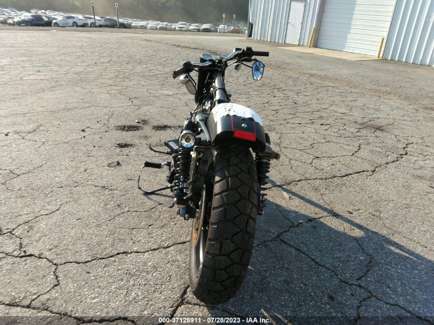 2017 HARLEY-DAVIDSON XL1200 CX - 1HD1LM311HC432869