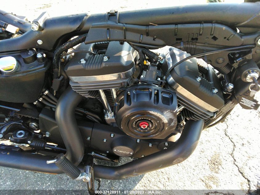 2017 HARLEY-DAVIDSON XL1200 CX - 1HD1LM311HC432869