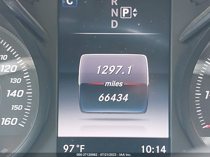 2015 MERCEDES-BENZ C-CLASS C 300 - 55SWF4KB1FU070226