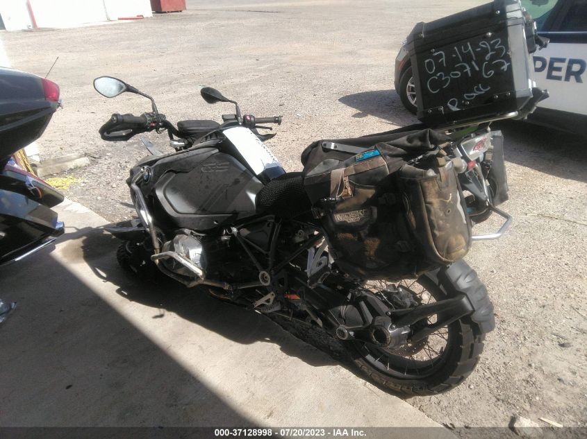 2022 BMW R 1250 GS ADVENTURE - WB10M1304N6G10462