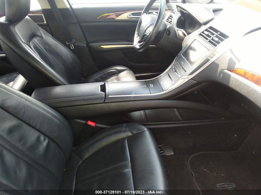2015 LINCOLN MKZ - 3LN6L2G95FR604827