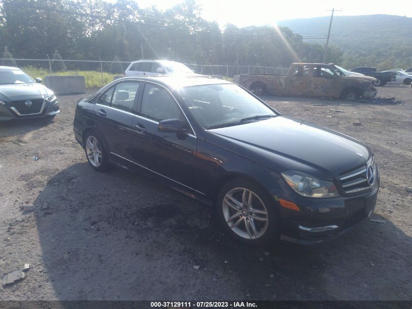 2014 MERCEDES-BENZ C-CLASS C 300 - WDDGF8AB5ER310651