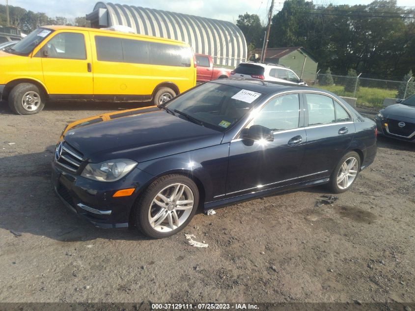 2014 MERCEDES-BENZ C-CLASS C 300 - WDDGF8AB5ER310651
