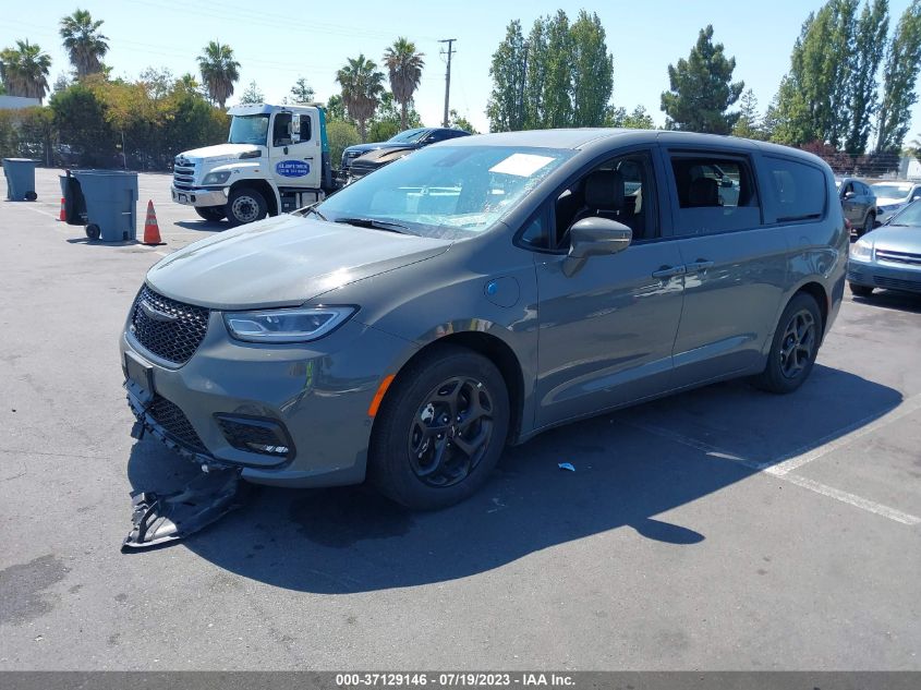 2022 CHRYSLER PACIFICA HYBRID TOURING L - 2C4RC1L7XNR137957