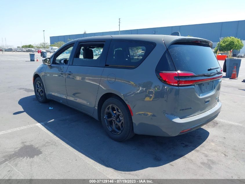 2022 CHRYSLER PACIFICA HYBRID TOURING L - 2C4RC1L7XNR137957
