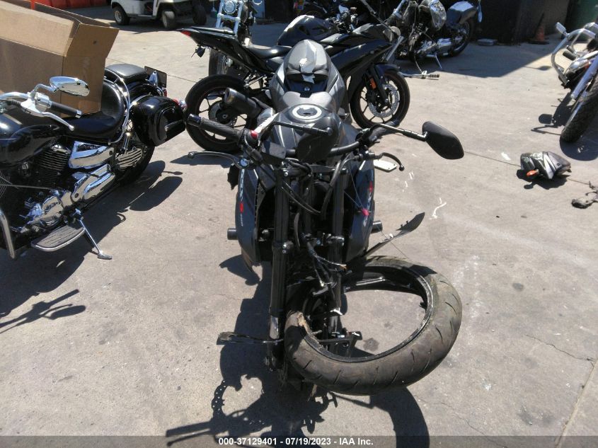 2022 SUZUKI GSX-S750 M/Z - JS1C533D2N7100043