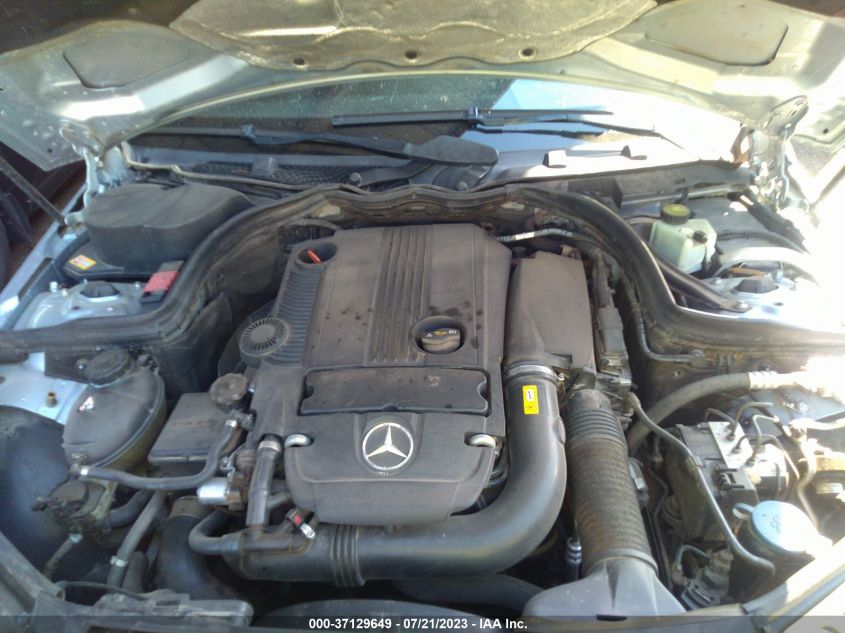 2013 MERCEDES-BENZ C-CLASS C 250 - WDDGF4HB2DA805644