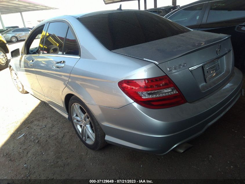 2013 MERCEDES-BENZ C-CLASS C 250 - WDDGF4HB2DA805644
