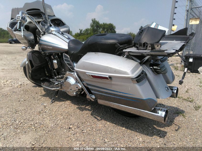 2016 HARLEY-DAVIDSON FLTRUSE CVO ROAD GLIDE 1HD1TAN12GB963756