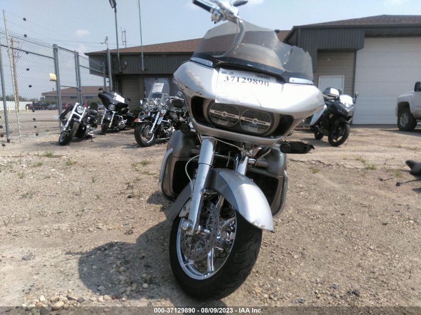 2016 HARLEY-DAVIDSON FLTRUSE CVO ROAD GLIDE 1HD1TAN12GB963756