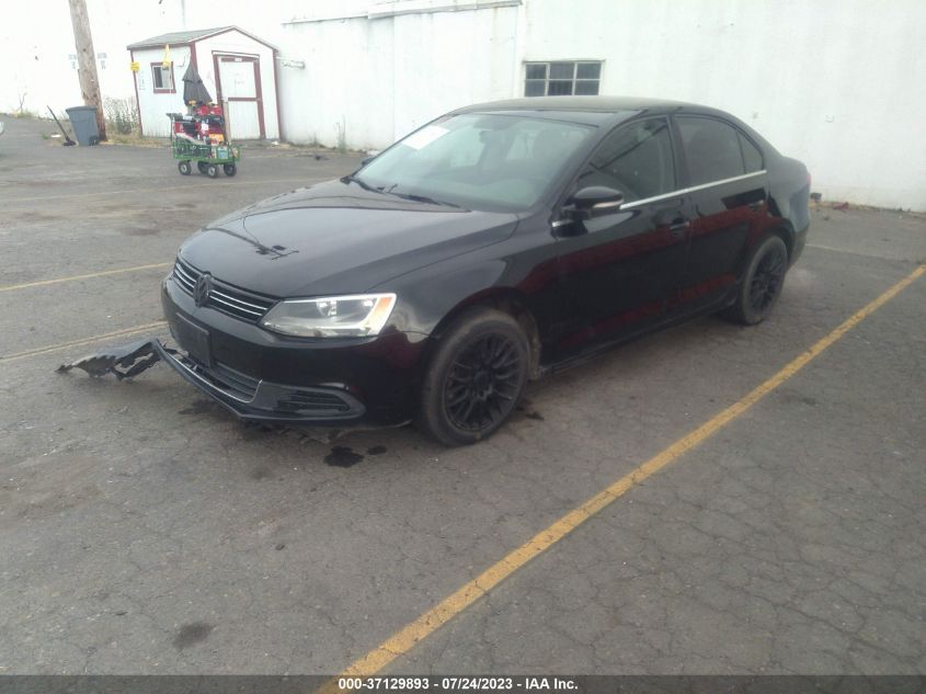 2013 VOLKSWAGEN JETTA SEDAN SE - 3VWDP7AJXDM282905