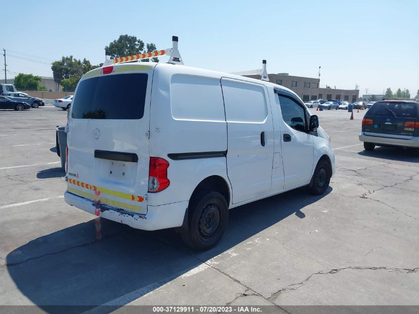2015 NISSAN NV200 2.5S/2.5SV - 3N6CM0KN2FK719680